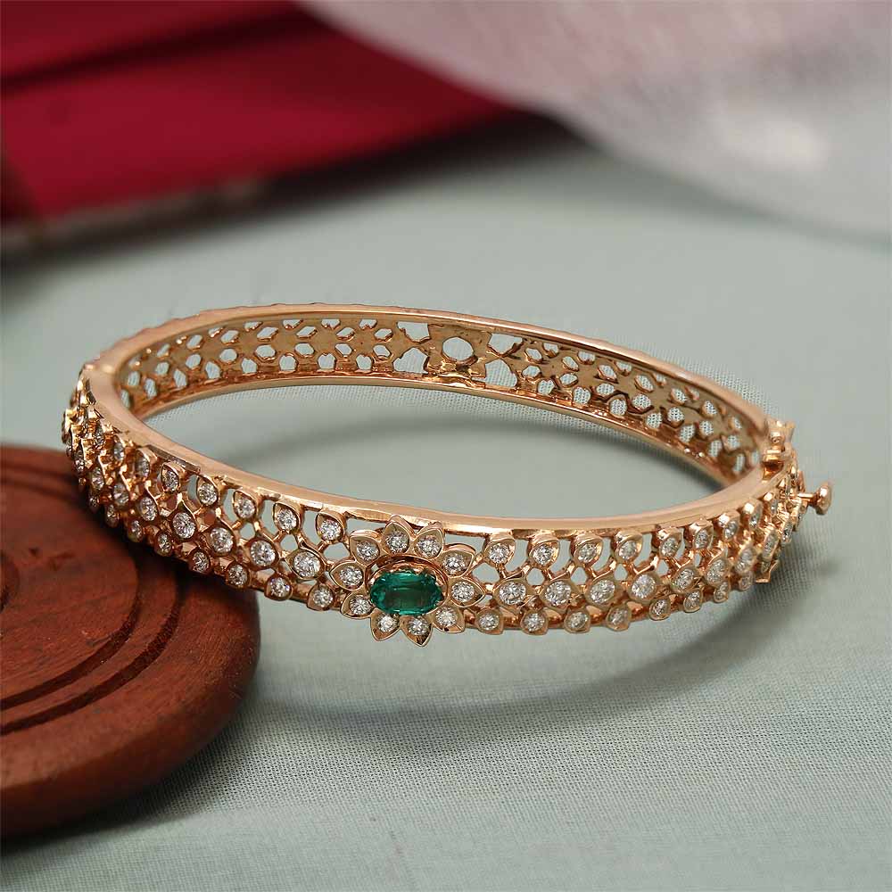 Diamond Bracelets for Women in 18K Gold -VVS Clarity E-F Color -Indian  Diamond Jewelry -Buy Online