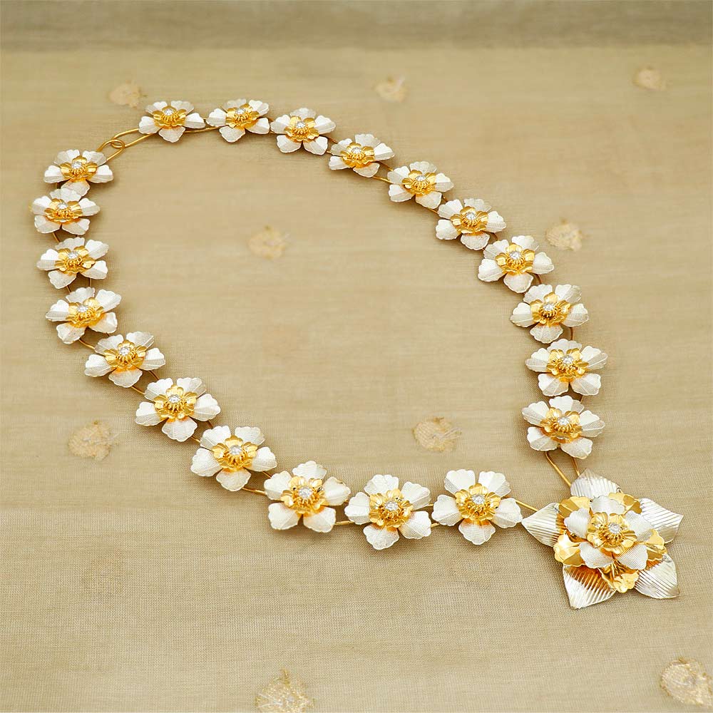 Sterling Silver Flower Shape Necklace Set | SEHGAL GOLD ORNAMENTS PVT. LTD.