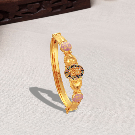 Premium Photo | Display of dozens of golden bracelets in turkish style